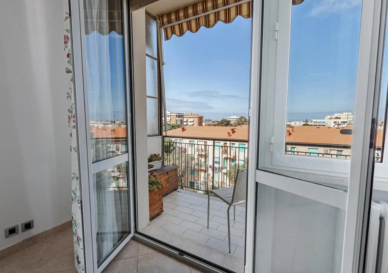 Appartamento Luxury House Near Train Station Livorno
